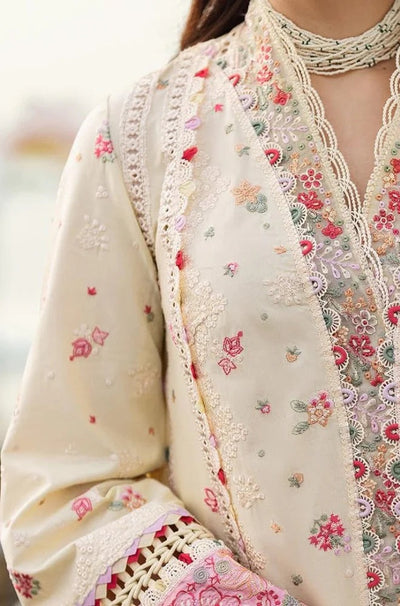 Qalamkaar 3 Piece Unstitched Lawn Embroidered Chicken Kari  WC1052