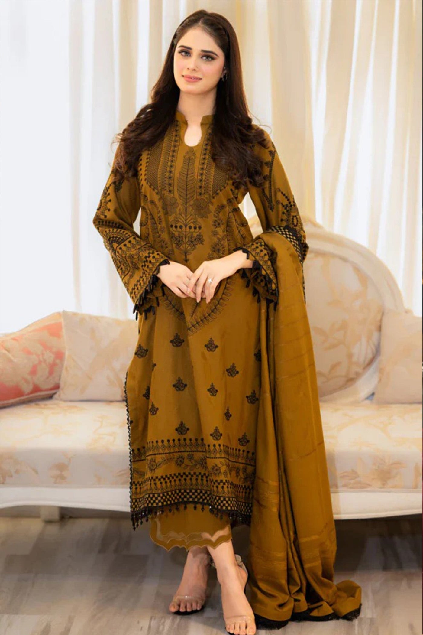 Winter 3 Piece Embroidered Dhanak dress with Heavy Embroidered Dhanak Shawll WC1110