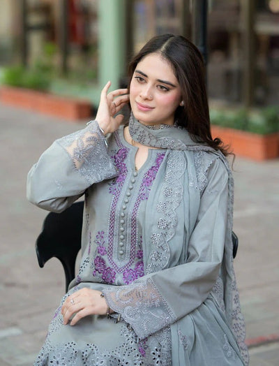Mushq Winter 3 Piece Dhanak ChickenKari Embroidered Dress with Chiffon Emb Duppata WC1126