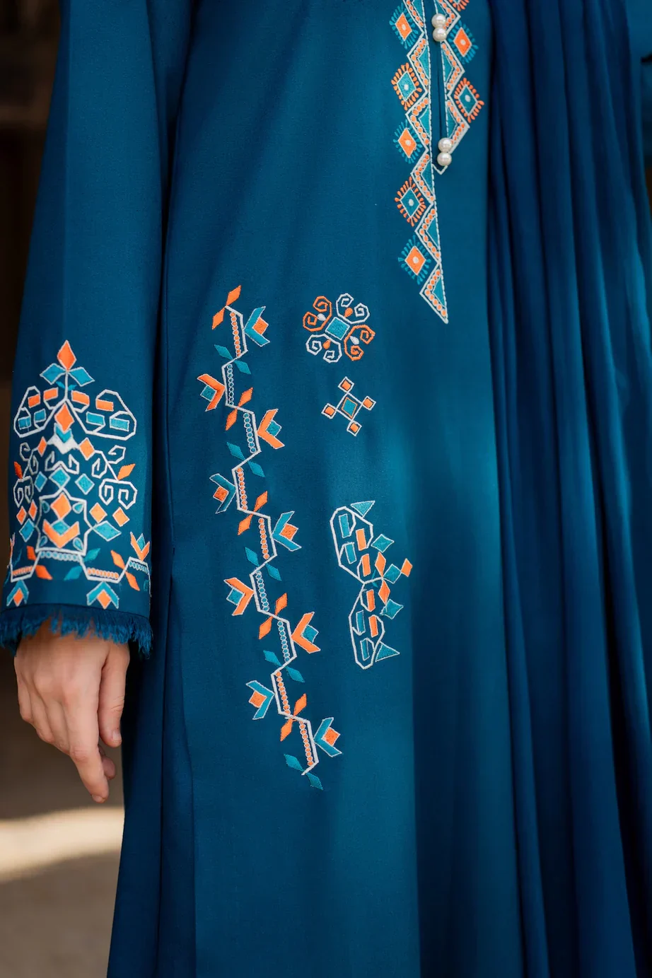 Sapphire 3 Piece Lawn Embroidered Dress WC1338