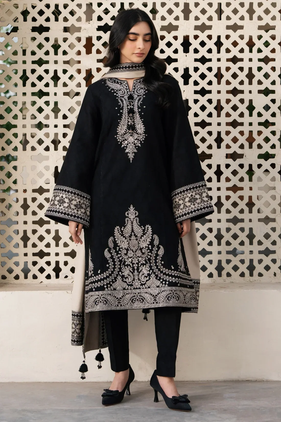 Jazmin 3 Piece Dhanak Embroidered Suit WC196