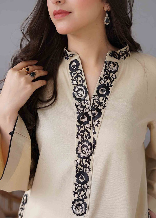 Unstitched Winter Dhanak suit with Embroidered Shawll 3PC