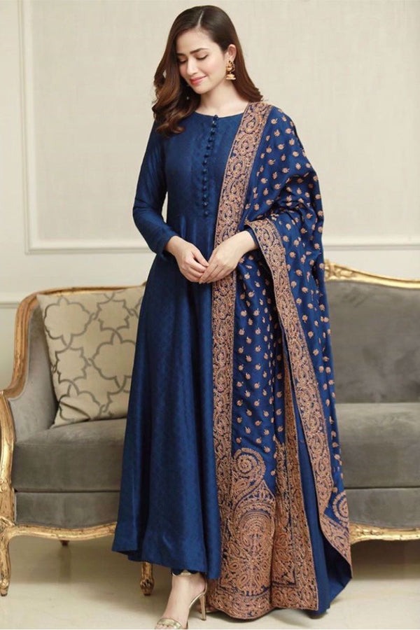 Unstitched Winter Linen Suit with Heavy Embroidered Linen Shawl 3PC