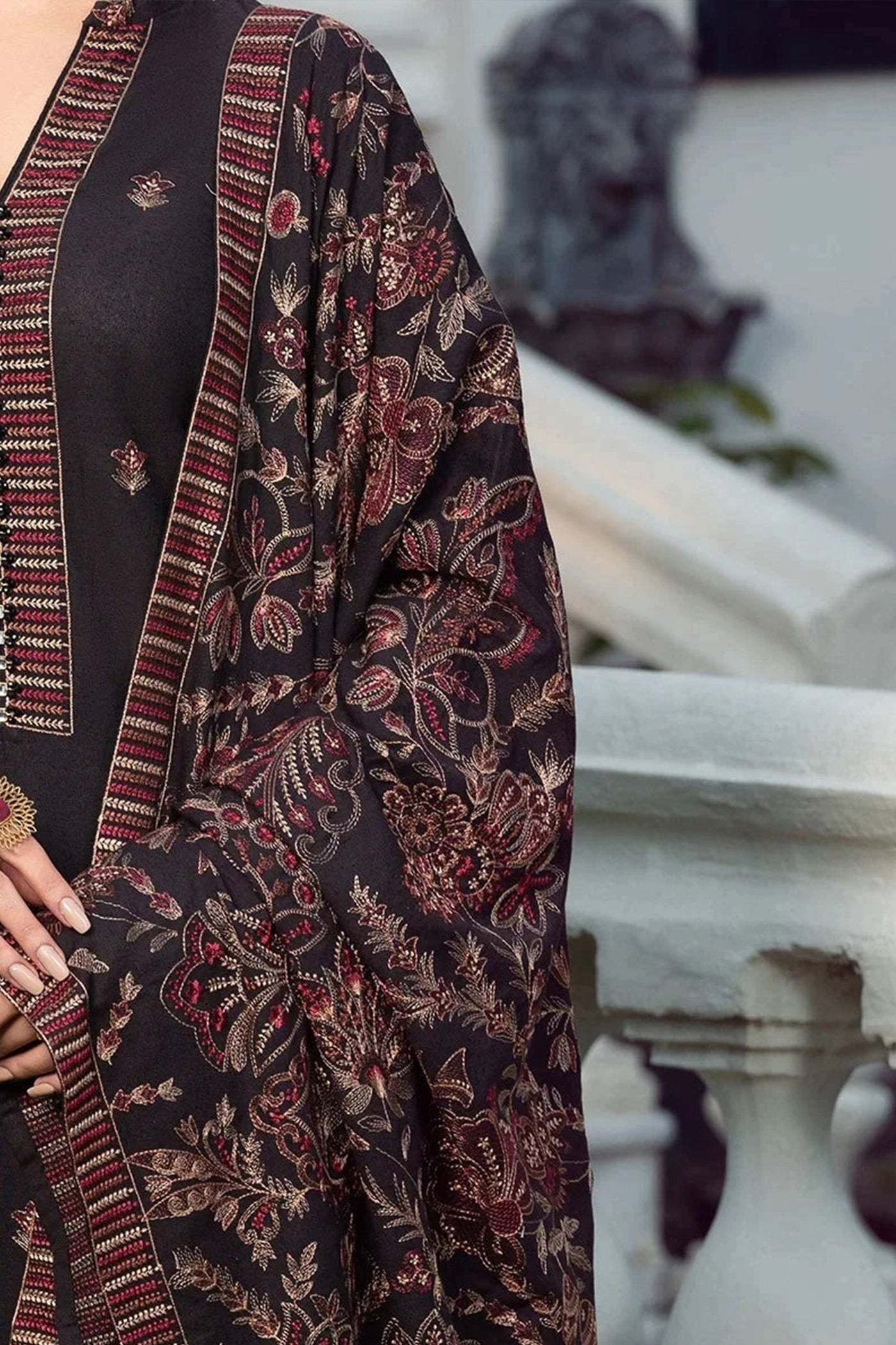 Winter Unstitched Dhanak Embroidered Dress with Shawll WC420