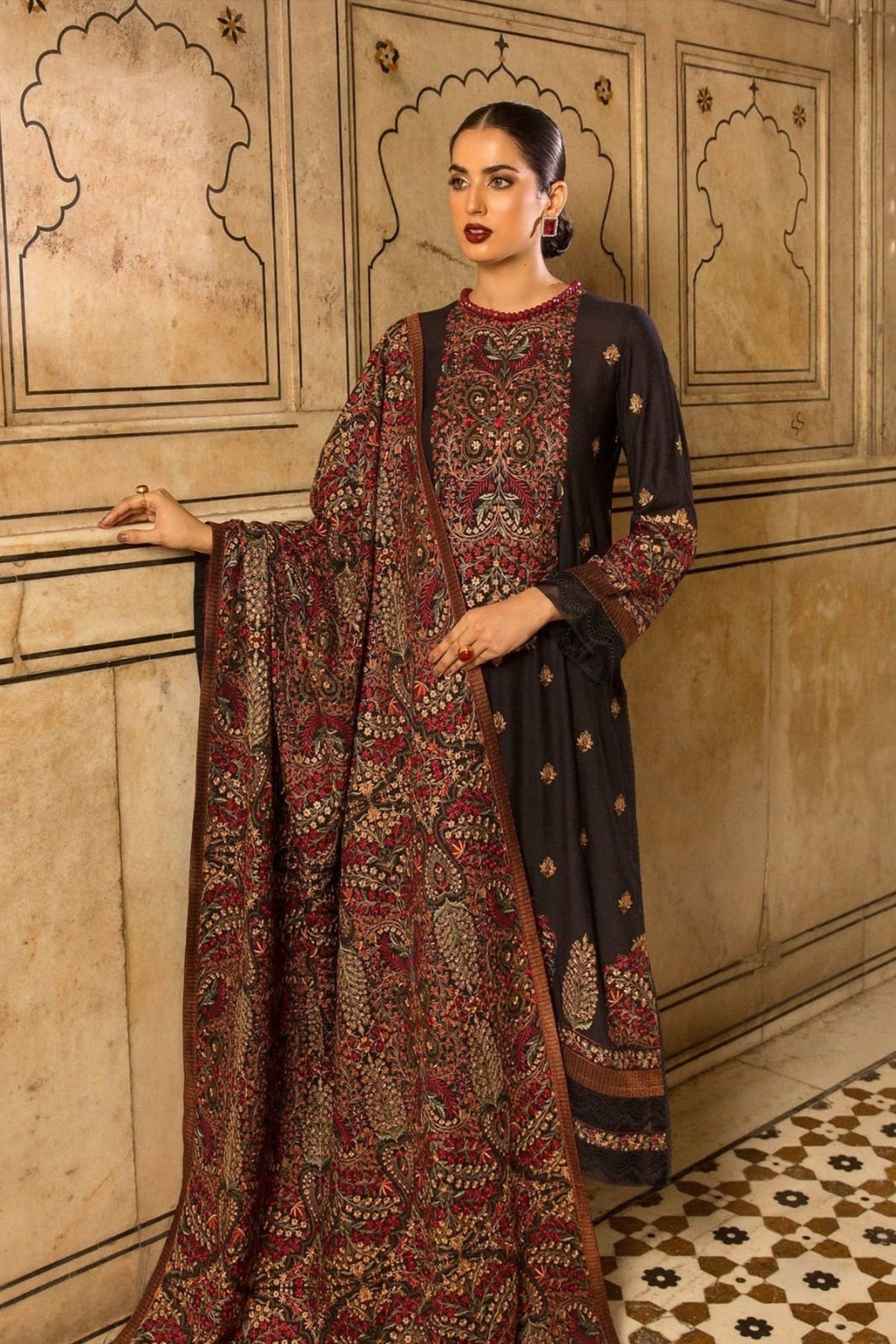 Bareeze Winter Embroidered Dhanak Suit Embroidered Dhanak Shawll 3 Piece WC546