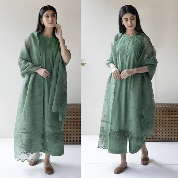 Unstitched Summer Embroidered Lawn Dress With Organza Embroidered Dupatta 3PC WC732